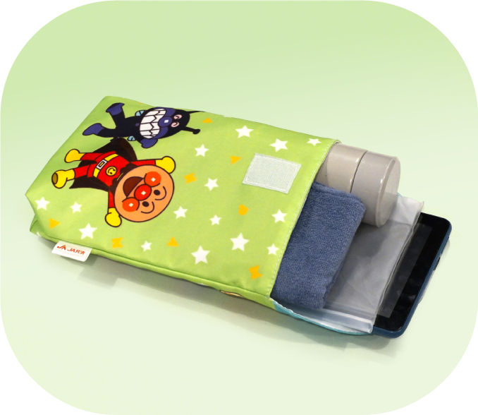 マルチポーチはスナップボタン付